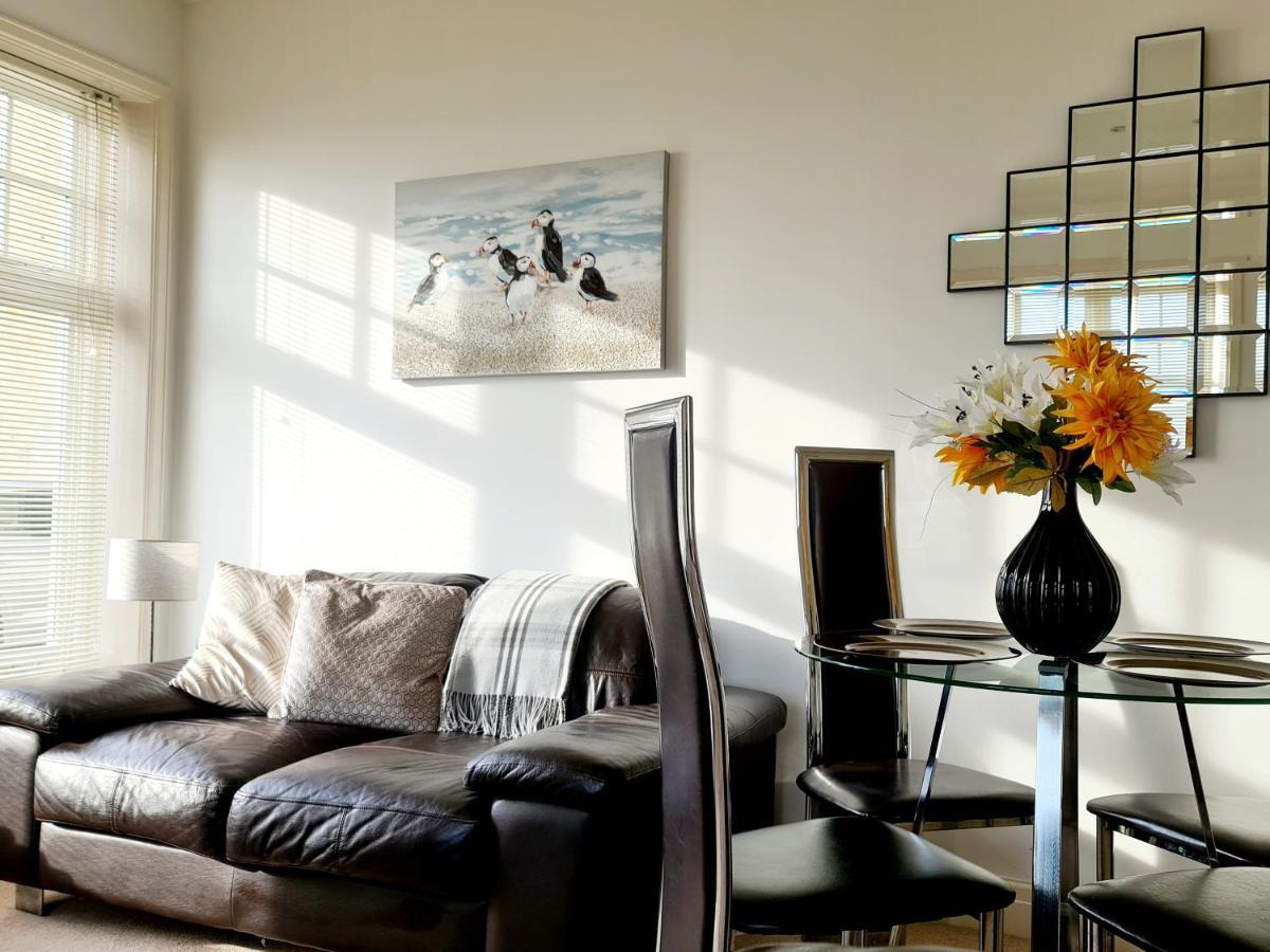Vitamin Sea - Beachfront Apartment - Sleeps 4 Ramsgate Exterior photo